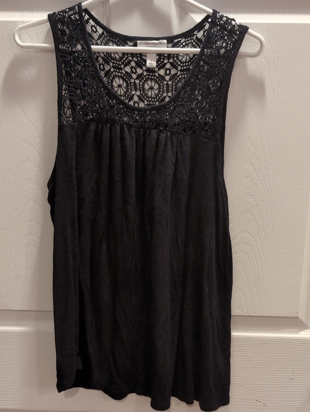 Liz Lange Maternity Women's Crochet Lace Sleeveless Tank Top - Black L